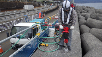 アンカー打設工事